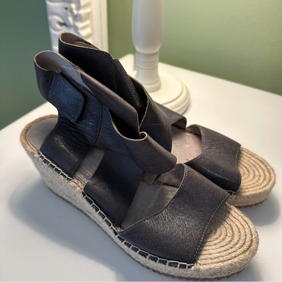 Eileen Fisher Dark Gray Espadrille Wedges - Picture 1 of 5